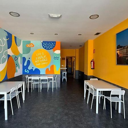 Albergue Lecer Sobrado Porta Bagian luar foto