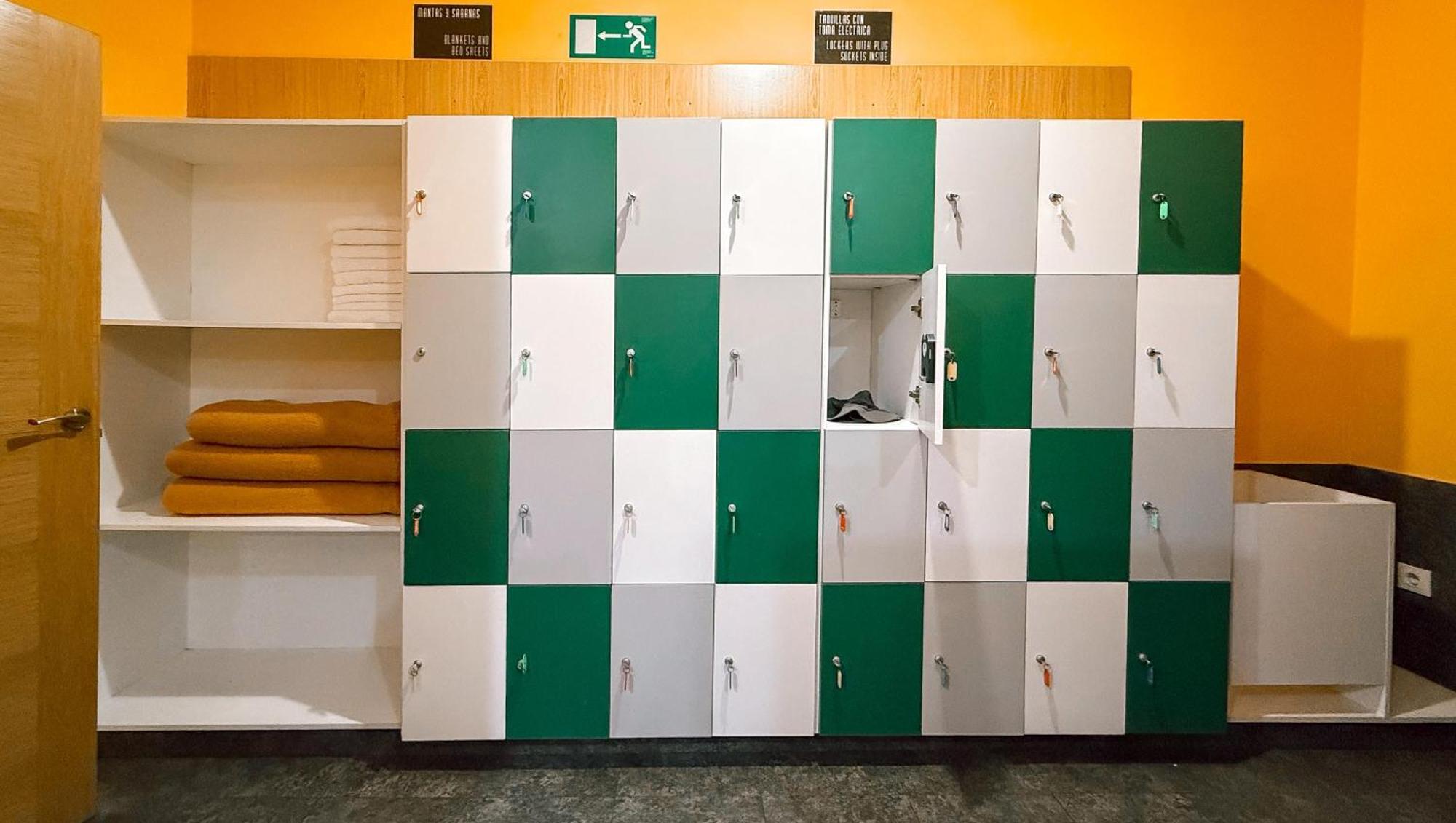 Albergue Lecer Sobrado Porta Bagian luar foto