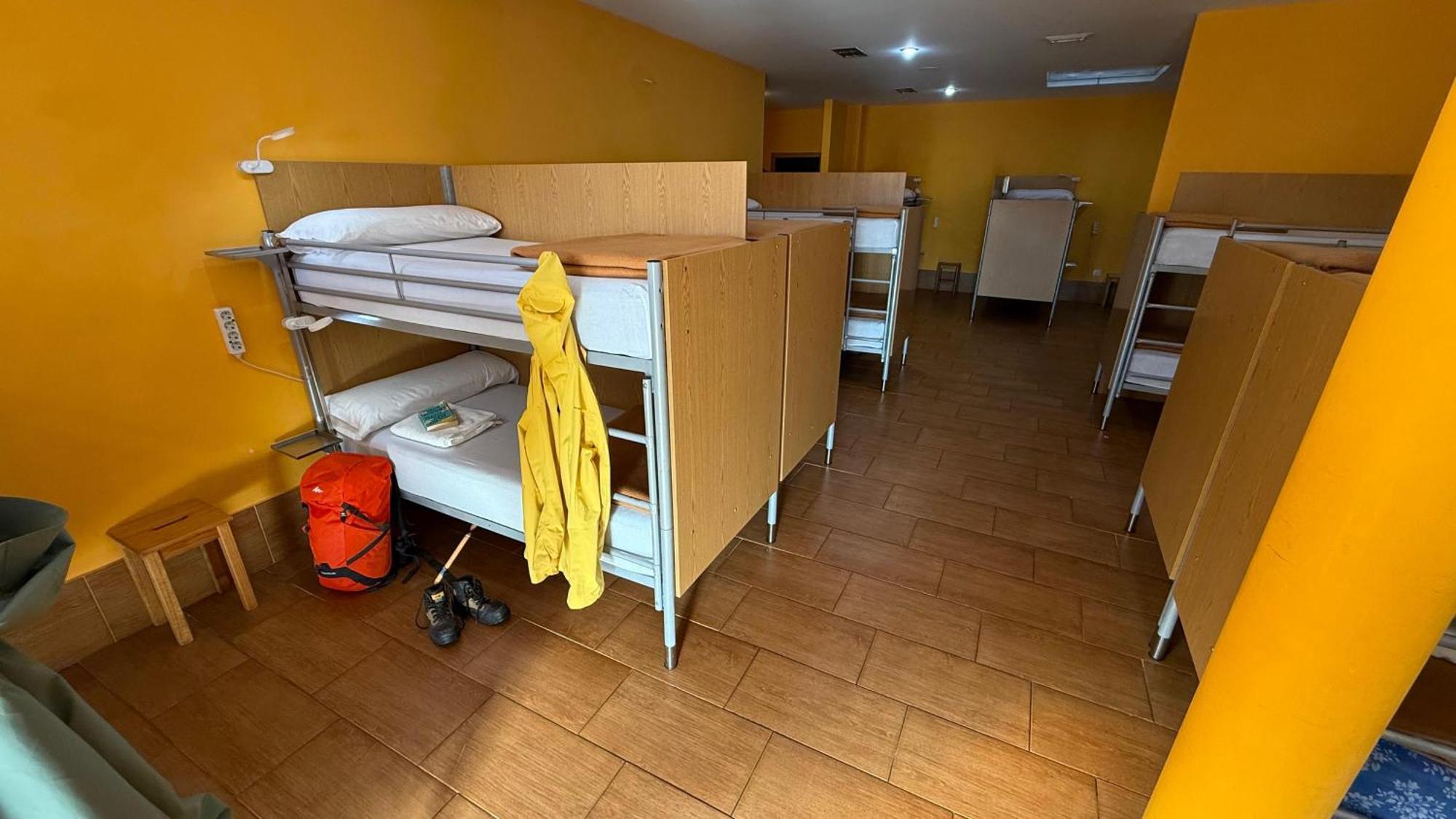 Albergue Lecer Sobrado Porta Bagian luar foto